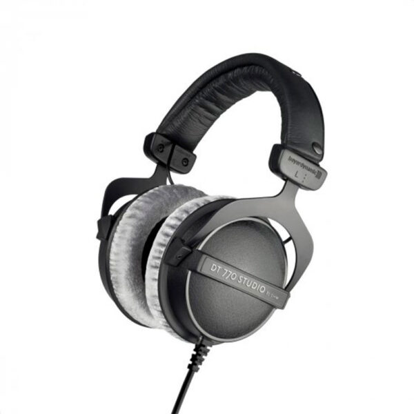 Beyerdynamic-DT-770-Pro-80-ohm-1