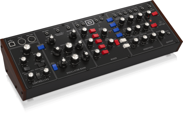 MODEL-D_P0CQJ_Left_XL