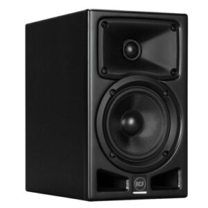 003_AYRA-PRO-5_right-500x500